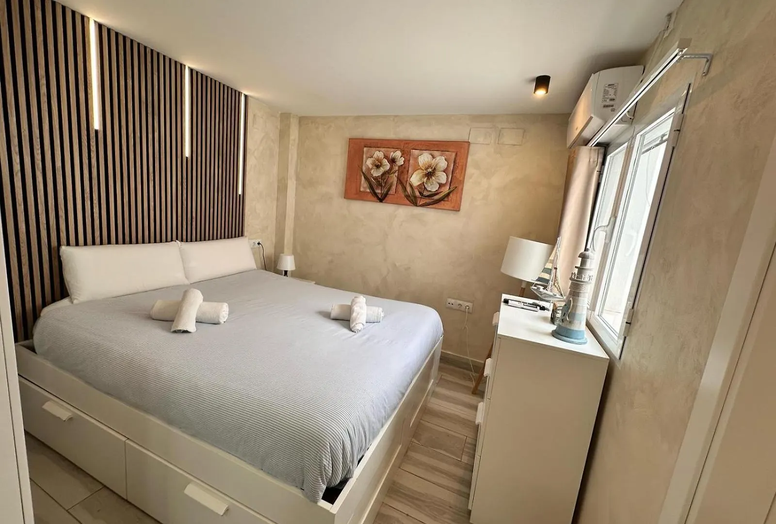 Apartamentos El Carmen Carihuela Playa Torremolinos Espanha