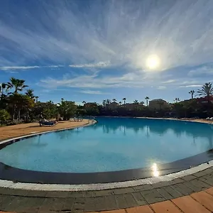 https://spacious-clean-and-equipped-apartment-with-terraces-in.hotelsfuerteventura.org