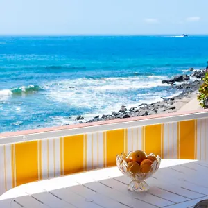 Neptuno Ocean View, Line With Pool Apartament Puerto de Santiago (Tenerife)