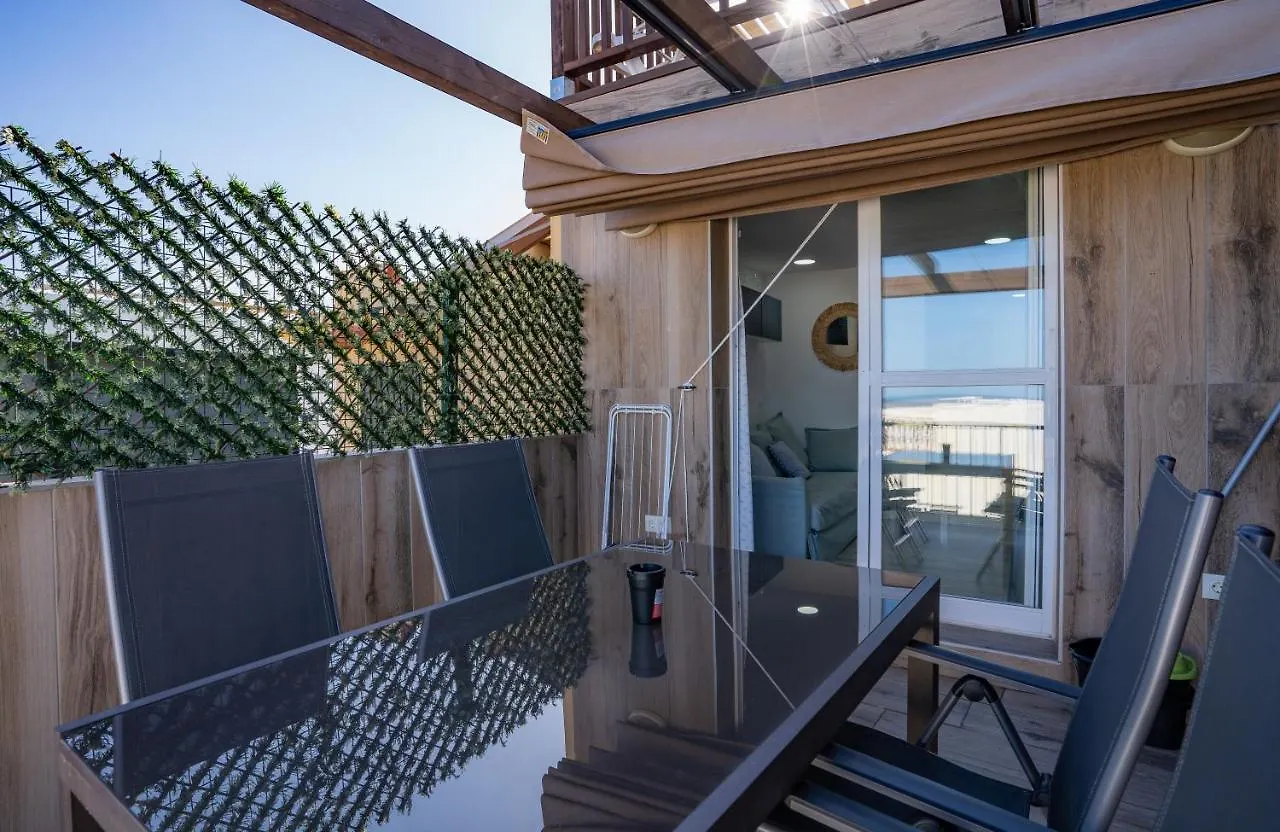 Apartamentos El Carmen Carihuela Playa Torremolinos
